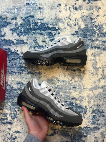 Nike Air Max 95 Swoosh ‘Grey Jewel’